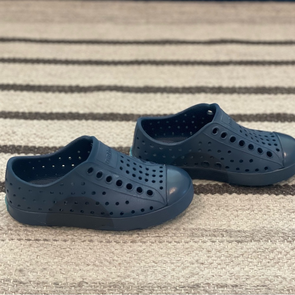 Native Toddler Water Shoes - Size 8